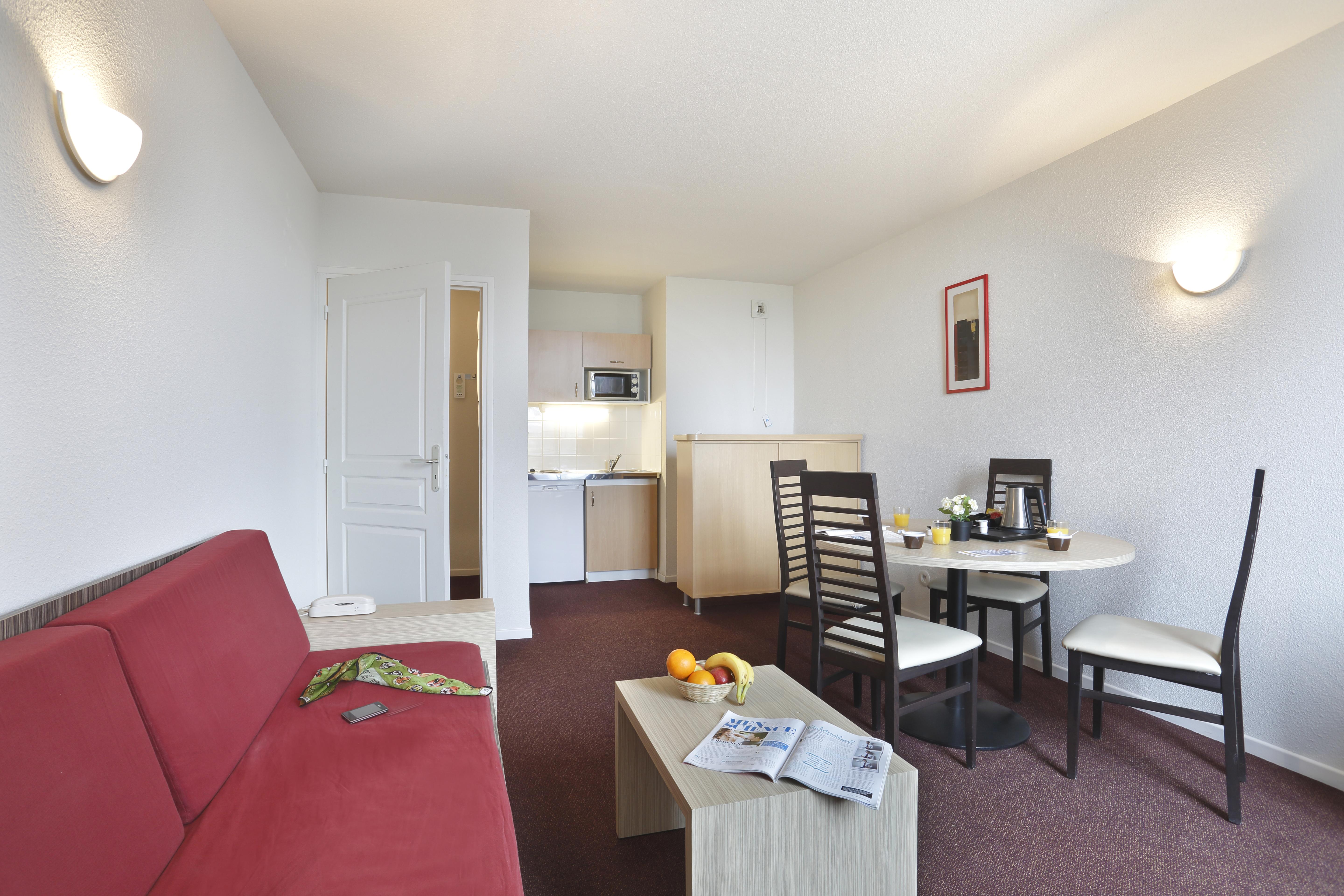 Épernay Comfort Suites & Vacanceole Les Demeures Champenoises מראה חיצוני תמונה