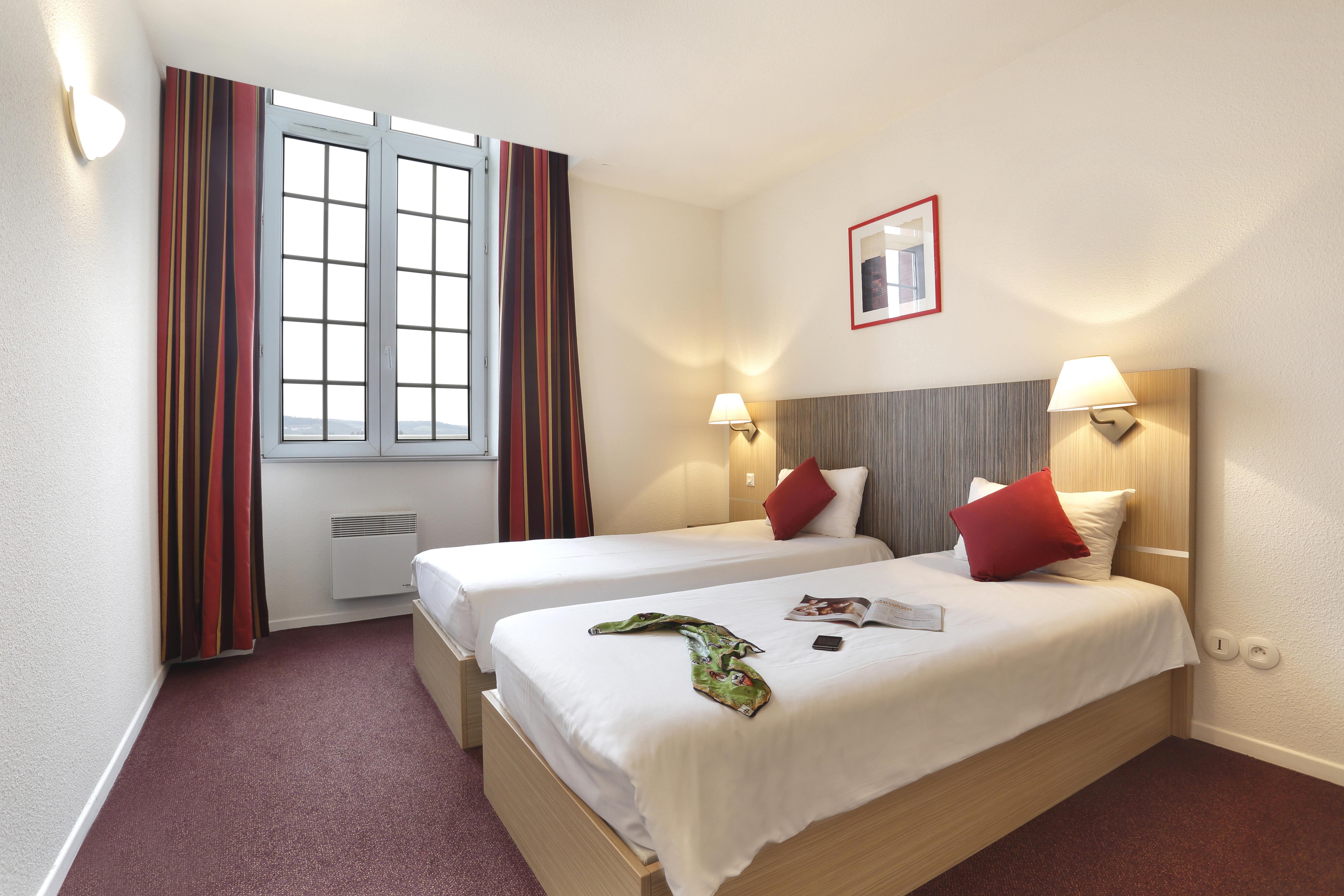 Épernay Comfort Suites & Vacanceole Les Demeures Champenoises מראה חיצוני תמונה