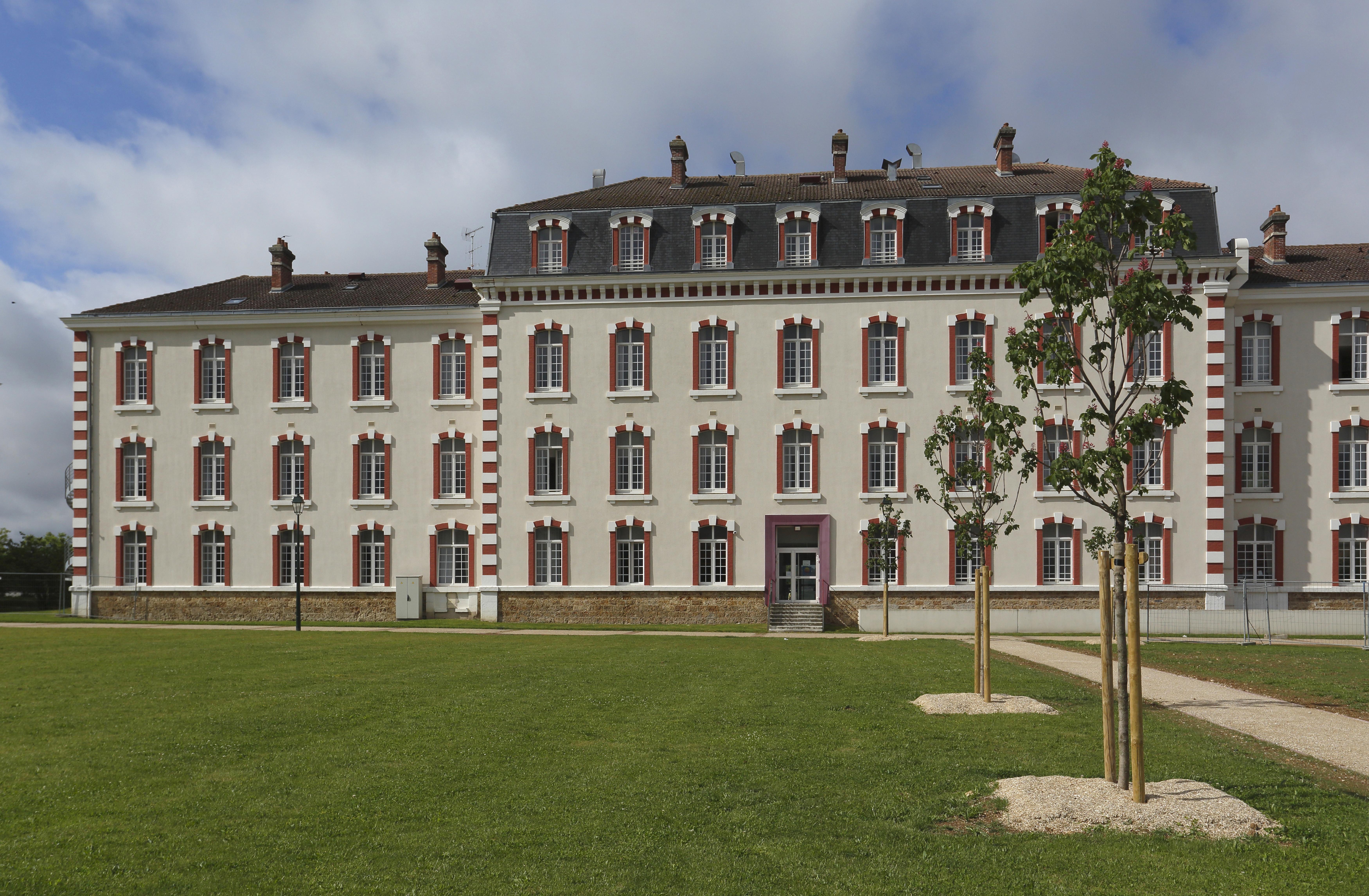 Épernay Comfort Suites & Vacanceole Les Demeures Champenoises מראה חיצוני תמונה